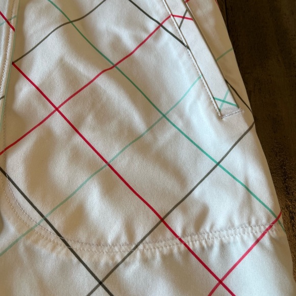 Nike 2 in1 short/skirt size 6 - Picture 9 of 9